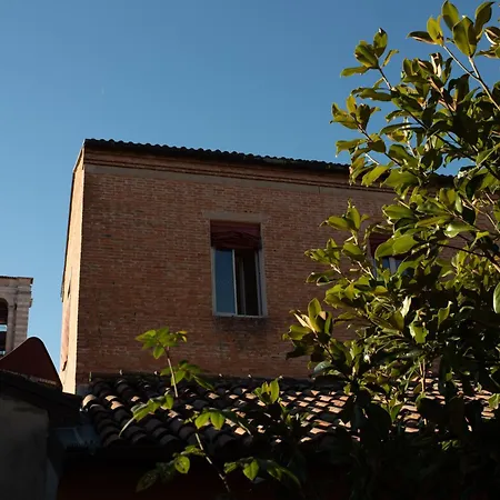 Romantica Corte Degli Estensi
